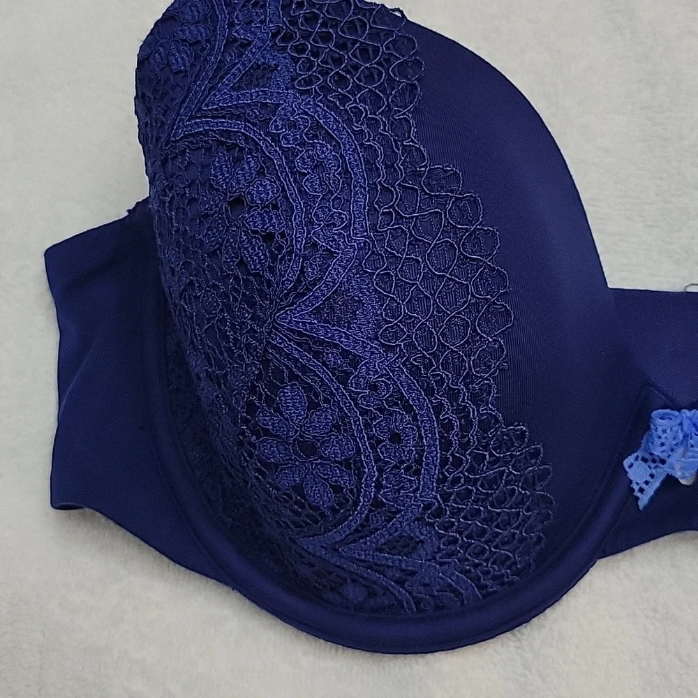 Victoria' Secret Body By VS Perfect Coverage Underwire Blue Lace Padded Bra 34D